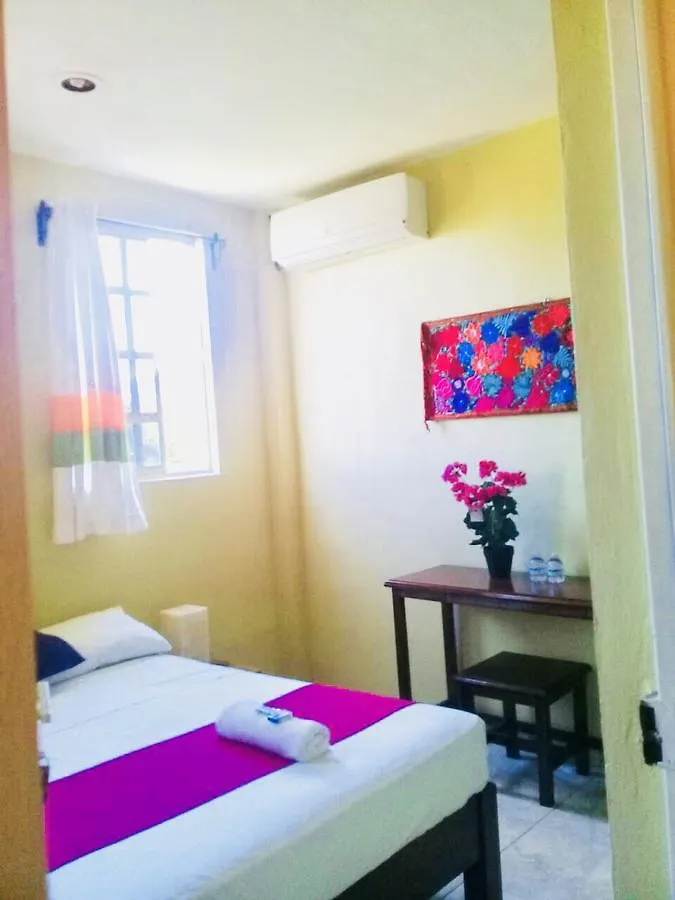Hotel Flor 툴룸 0*,  멕시코